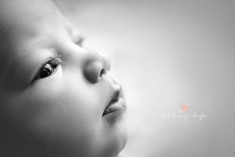 Helloooo out there <3 Who's ready for all the sneak peeks?!?! I have lots of family sessions, sitter sessions & newborn sessions to share :) You have been warned ;) —