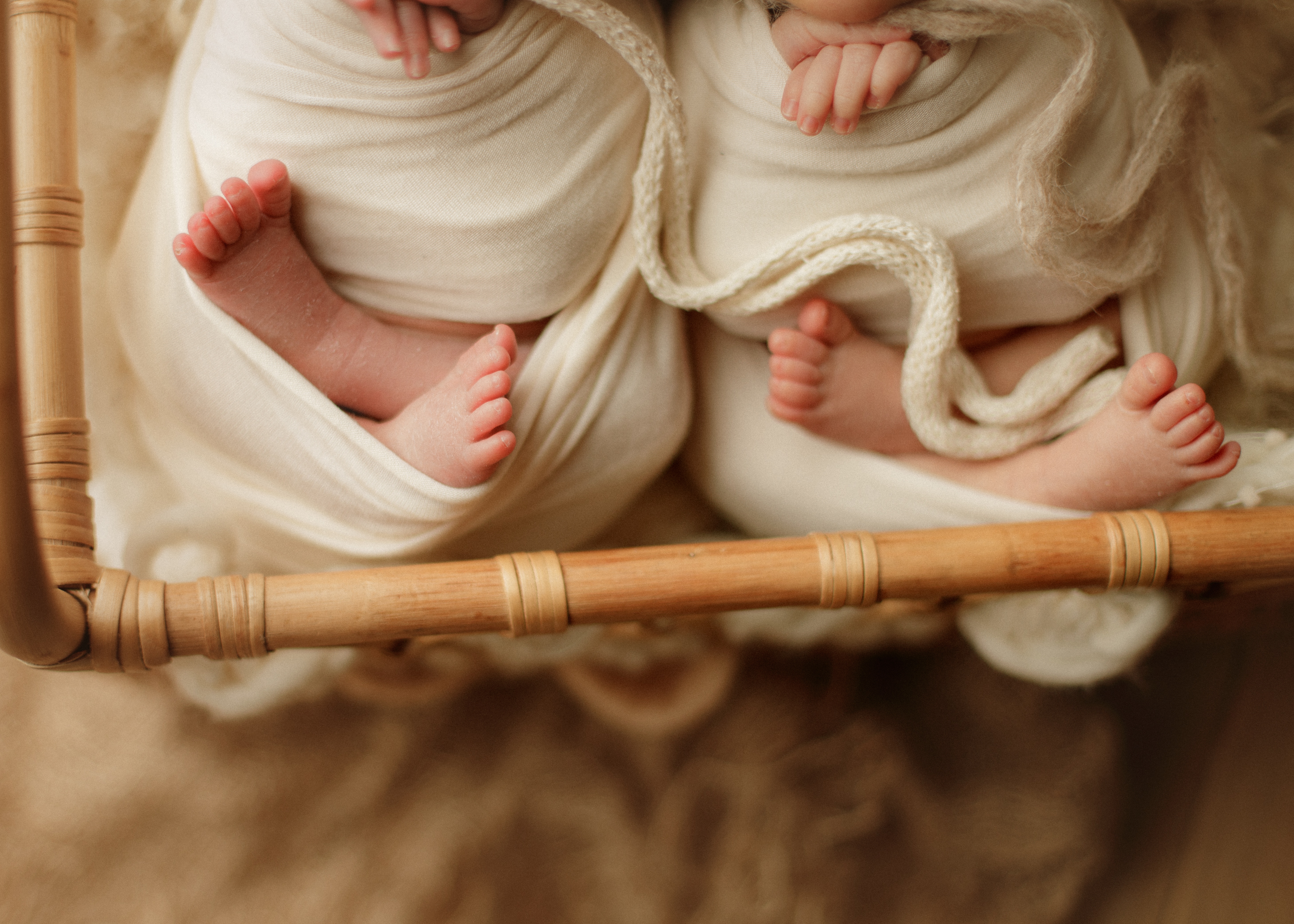 newborn twin baby feet