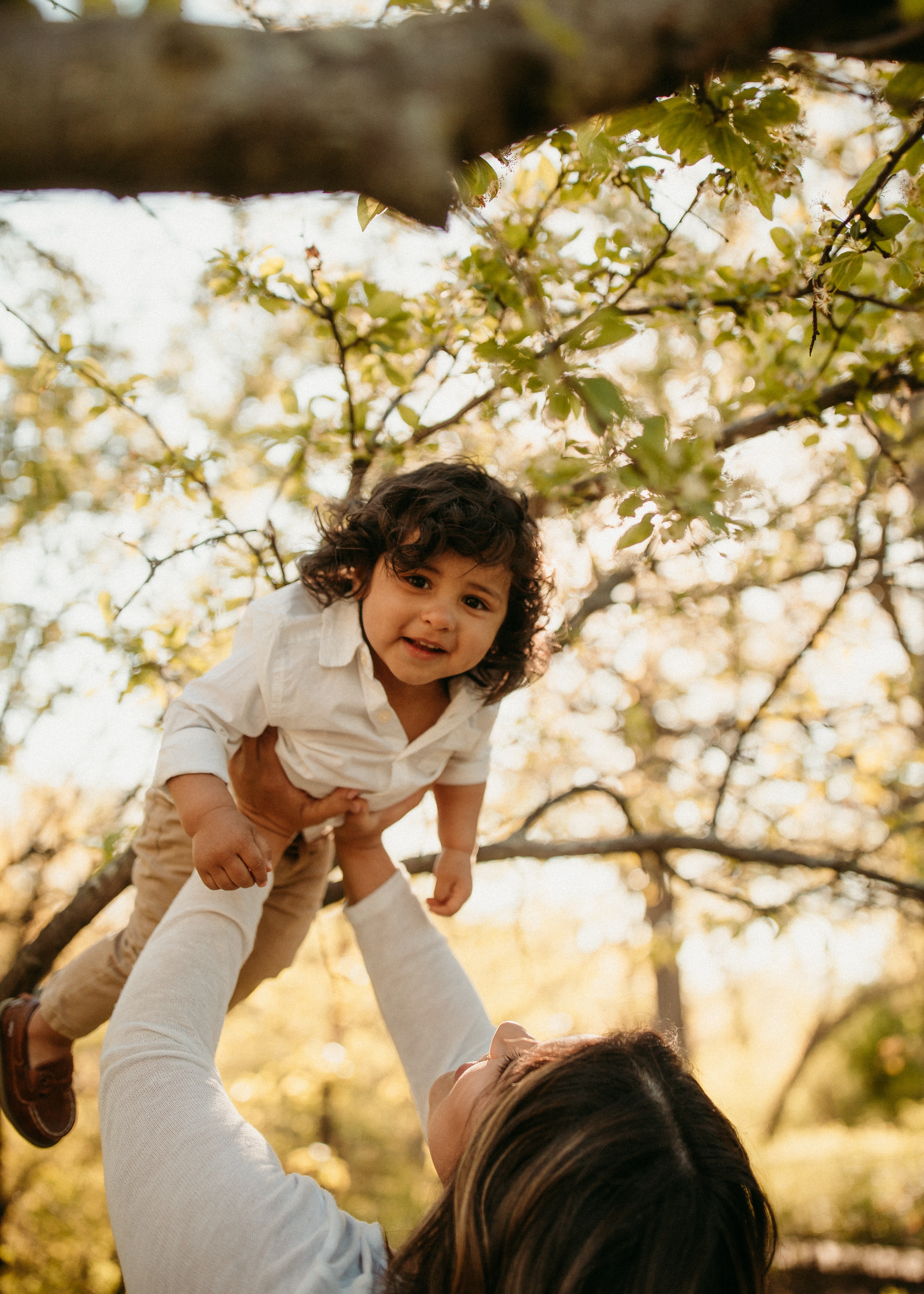 mom and baby, playful Chicago photo shoot