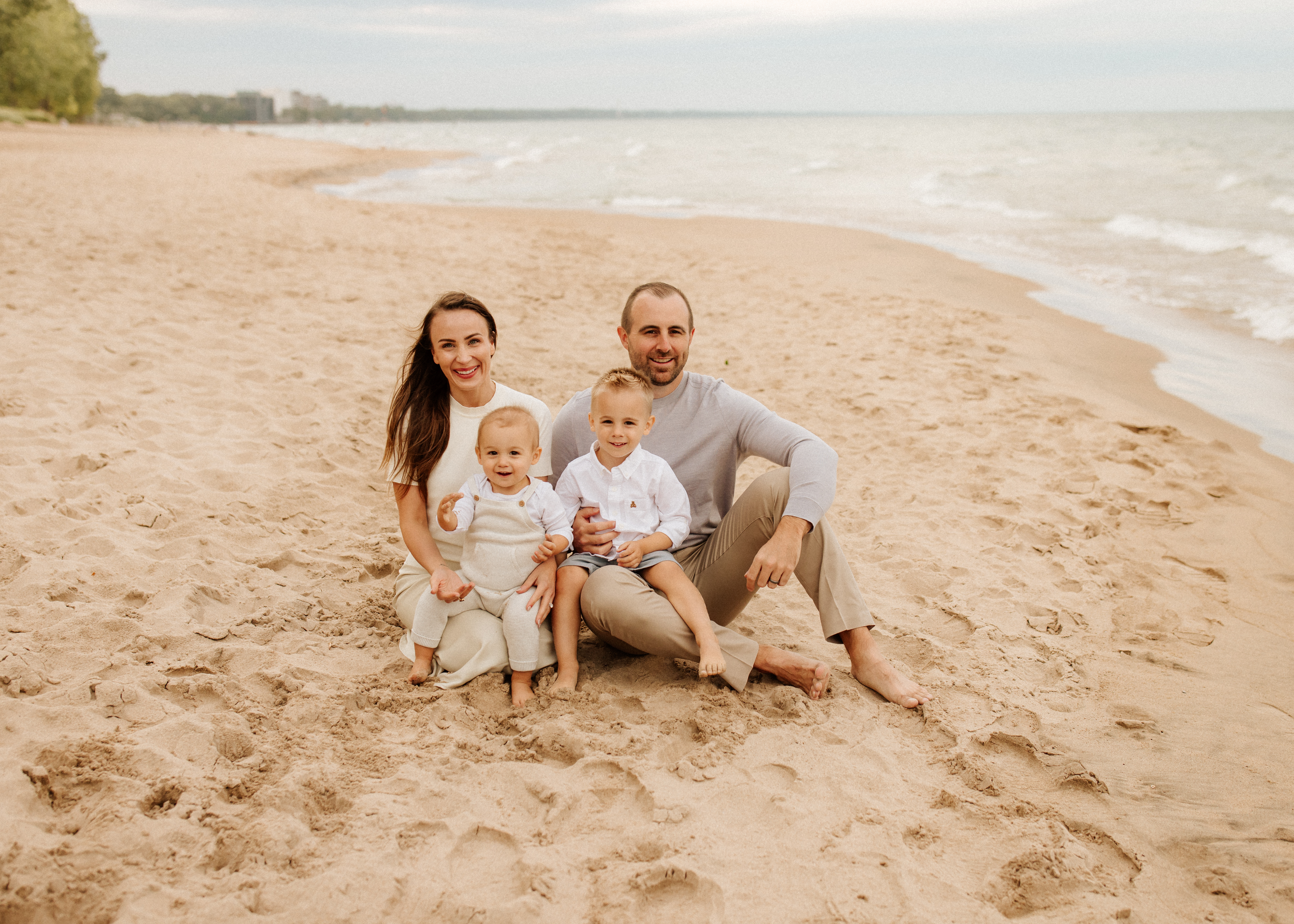 Lake Michigan family photo shoot