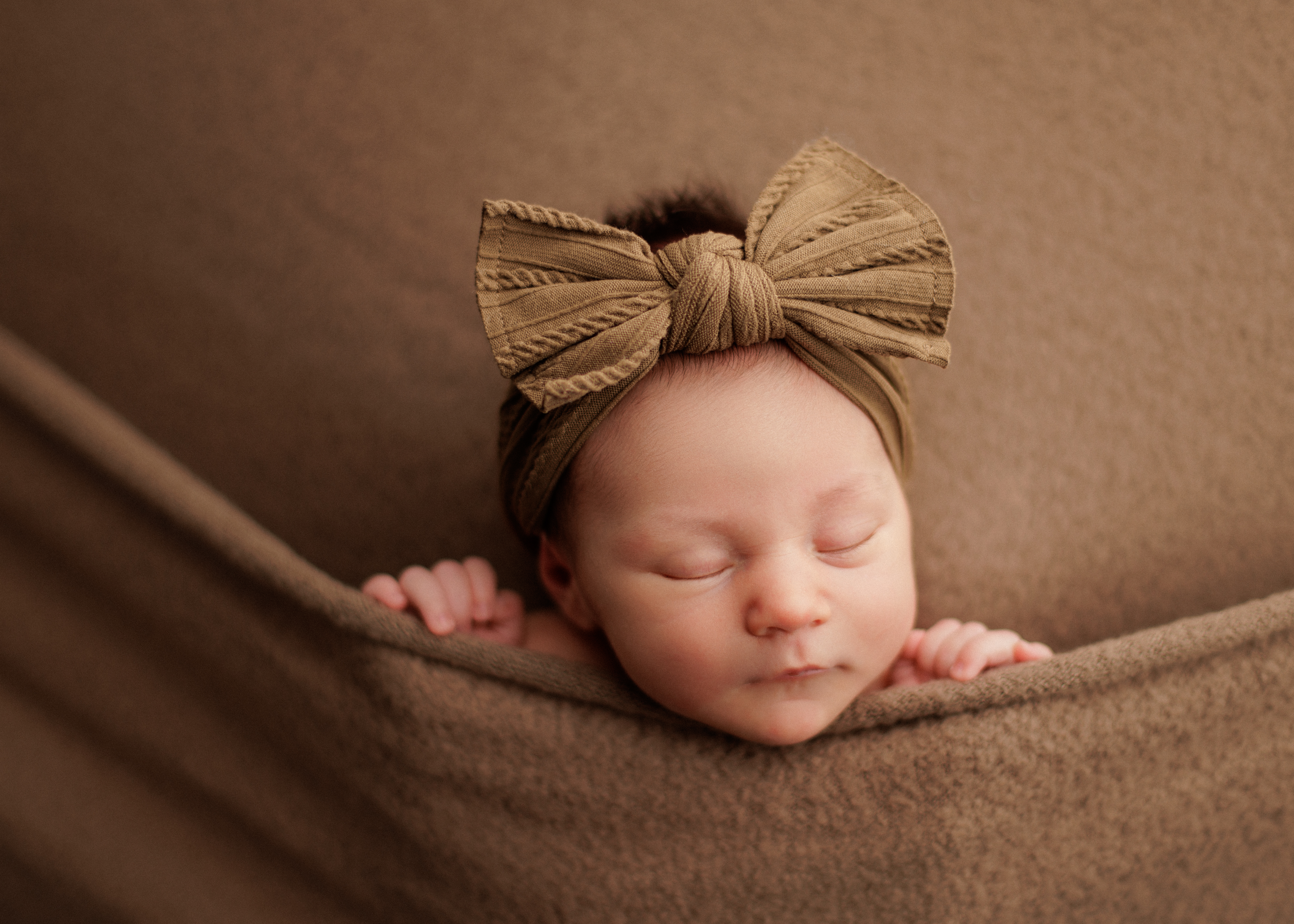 newborn baby photographer
