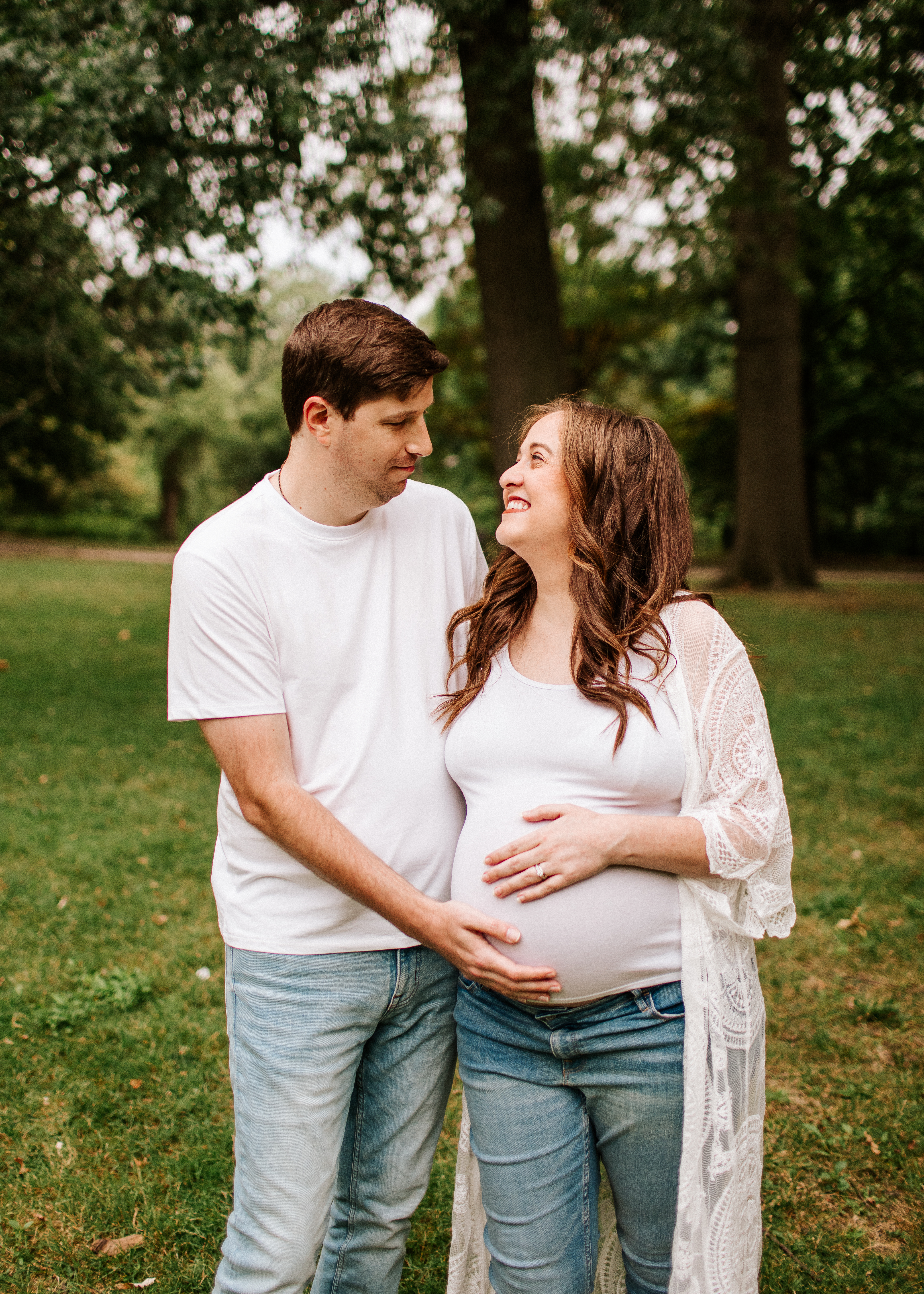 expecting couple Chicago photographer